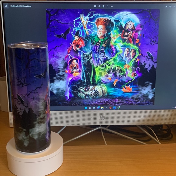 20 oz Hocus Pocus Tumbler sublimation very vibrant in color - Picture 3 of 3